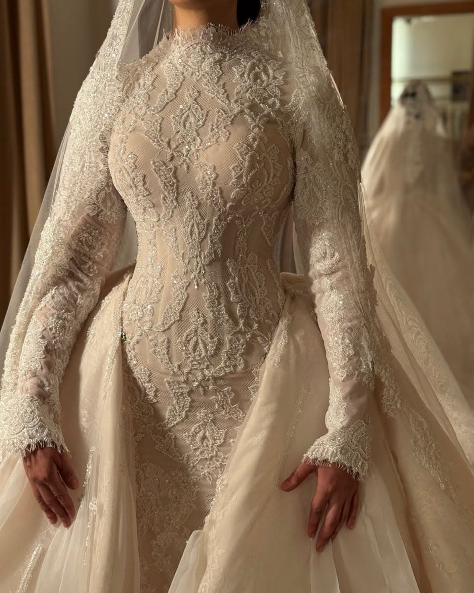 Qamaraya look 2